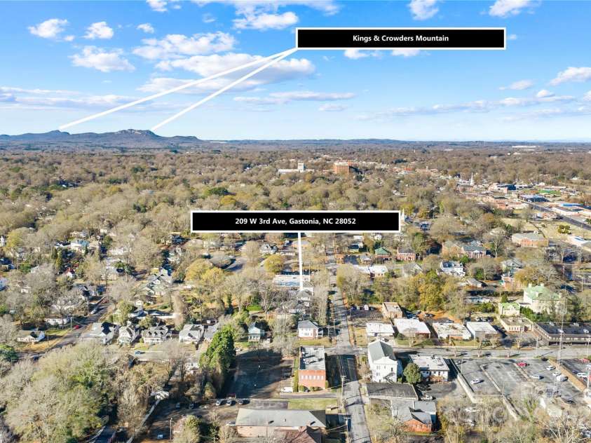 209 3rd Avenue, Gastonia, NC 28052.  MLS# CAR4331000, YatesRealty ID 11173. 