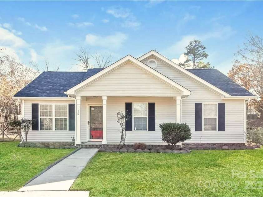 7830 Lobilia Lane, Charlotte, NC 28214.  MLS# CAR4252115, YatesRealty ID 11173. 