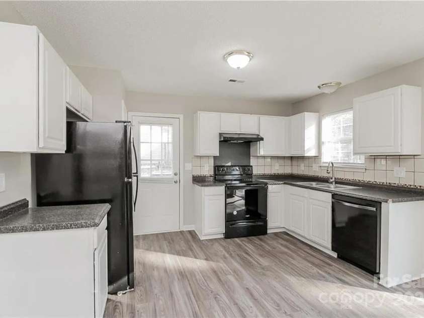 7830 Lobilia Lane, Charlotte, NC 28214.  MLS# CAR4252115, YatesRealty ID 11173. 