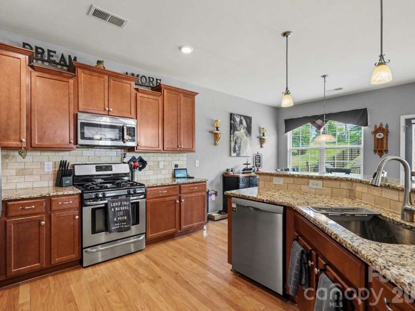 1109 Blackwaterside Drive, Fort Mill, SC 29715.  MLS# CAR4356822, YatesRealty ID 11174. 