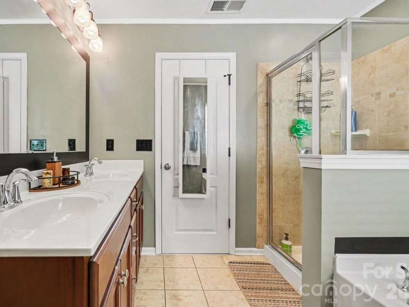 1109 Blackwaterside Drive, Fort Mill, SC 29715.  MLS# CAR4356822, YatesRealty ID 11174. 