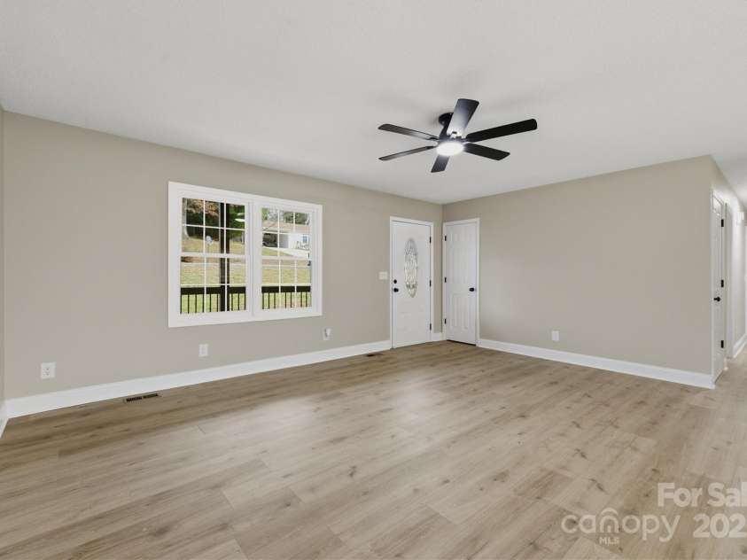 3630 Spencer Lane, Lenoir, NC 28645.  MLS# CAR4326342, YatesRealty ID 11175. 