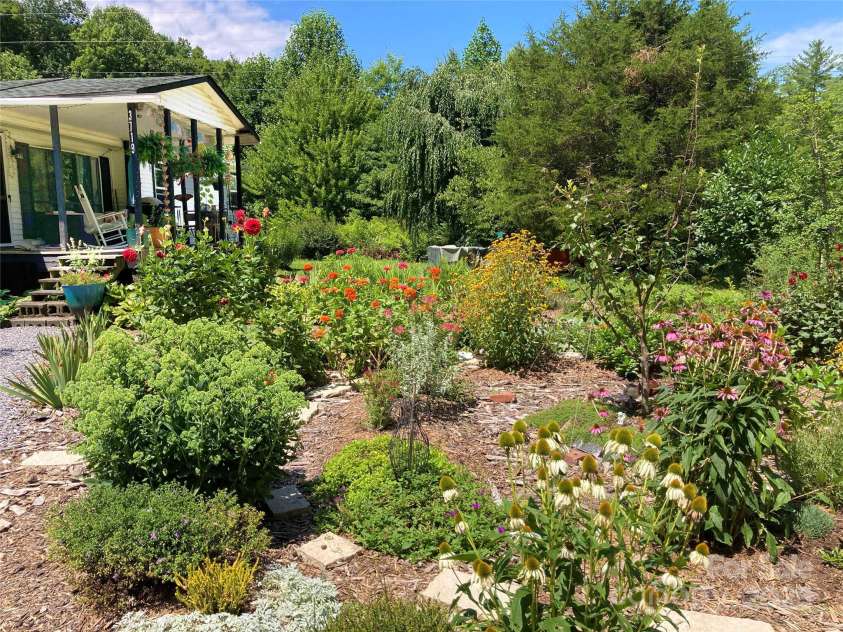 3719 Upper Shut In Road, Hot Springs, NC 28743.  MLS# CAR4241406, YatesRealty ID 11175. 