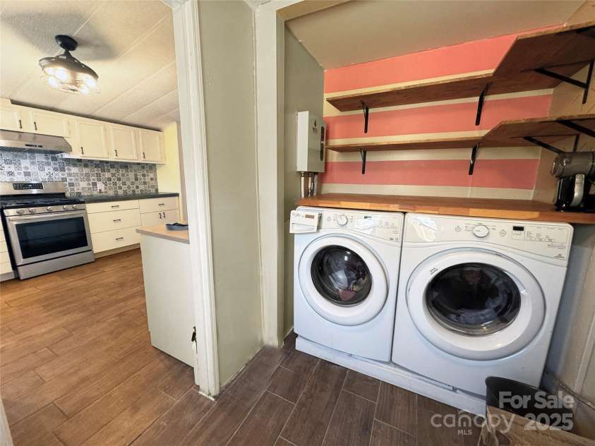 3719 Upper Shut In Road, Hot Springs, NC 28743.  MLS# CAR4241406, YatesRealty ID 11175. 