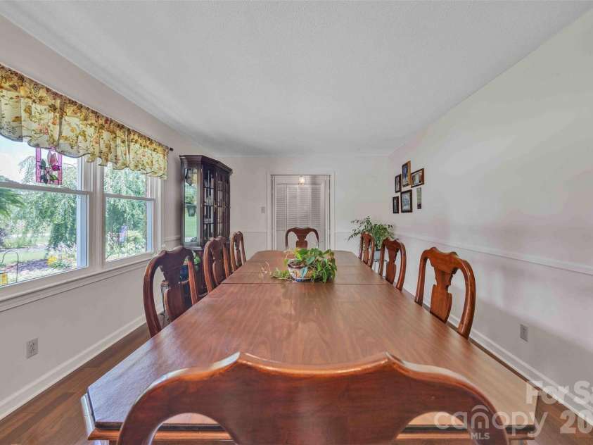137 Proust Road, Statesville, NC 28625.  MLS# CAR4344197, YatesRealty ID 11177. 