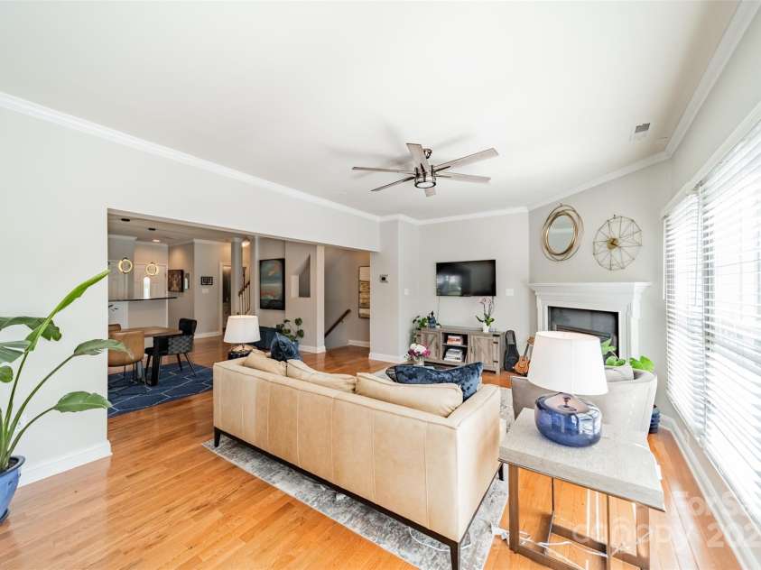 2953 Craftsman Lane, Charlotte, NC 28204.  MLS# CAR4235259, YatesRealty ID 11177. 