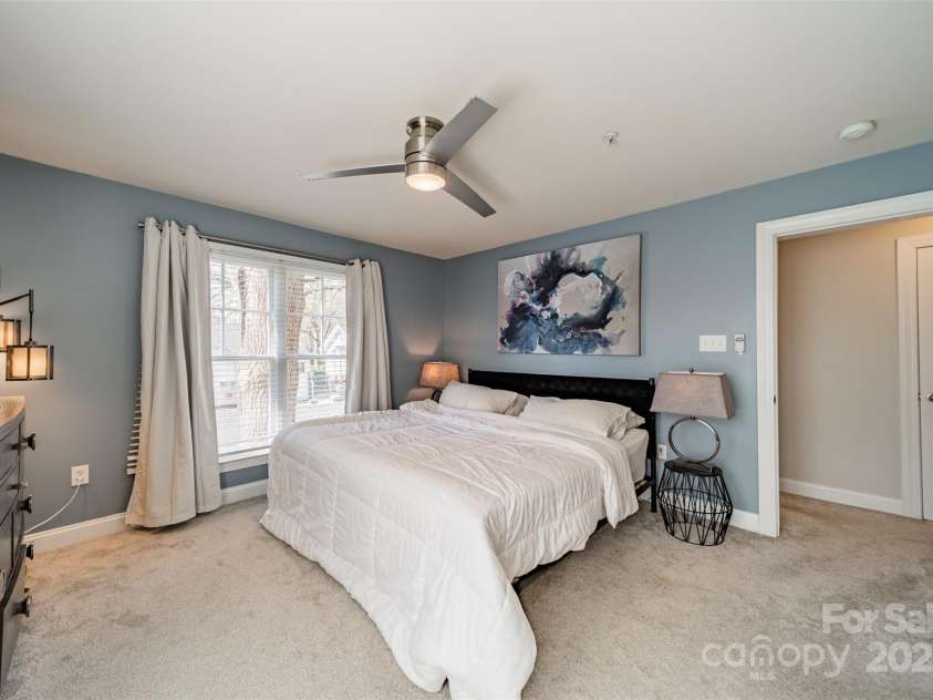 2953 Craftsman Lane, Charlotte, NC 28204.  MLS# CAR4235259, YatesRealty ID 11177. 