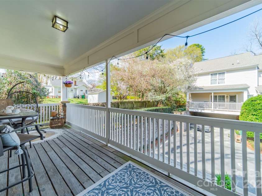 2953 Craftsman Lane, Charlotte, NC 28204.  MLS# CAR4235259, YatesRealty ID 11177. Front Covered Porch
