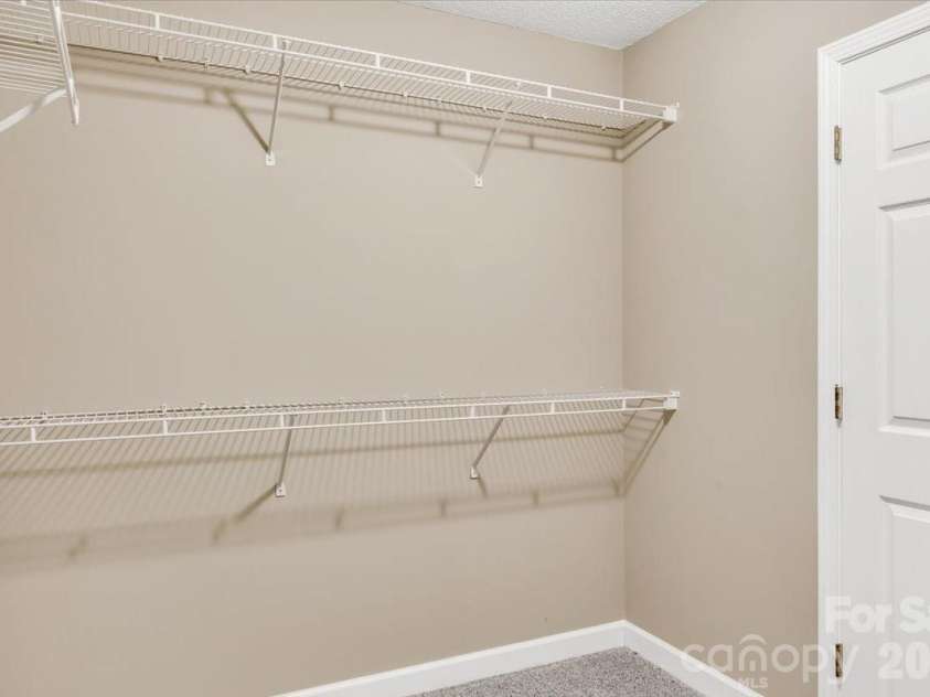4636 Lenden Hall Court, Gastonia, NC 28056.  MLS# CAR4360537, YatesRealty ID 11178. 