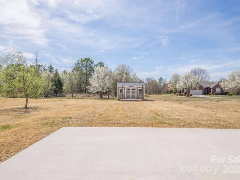 815 Foxmeade Court, Salisbury, NC 28144.  MLS# CAR4235862, YatesRealty ID 11179. Back Yard