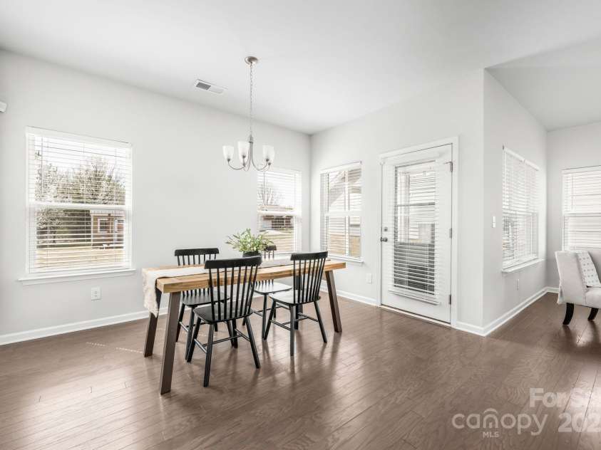 815 Foxmeade Court, Salisbury, NC 28144.  MLS# CAR4235862, YatesRealty ID 11179. Dining