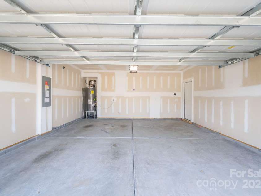 815 Foxmeade Court, Salisbury, NC 28144.  MLS# CAR4235862, YatesRealty ID 11179. Garage