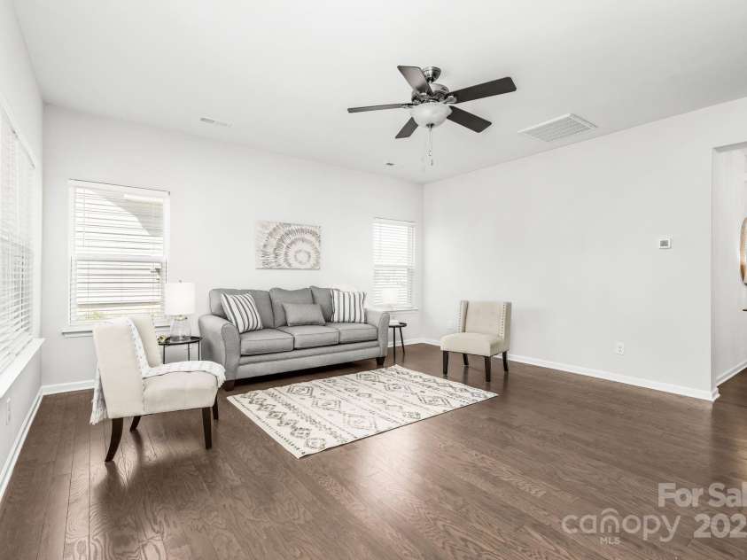 815 Foxmeade Court, Salisbury, NC 28144.  MLS# CAR4235862, YatesRealty ID 11179. Living Room