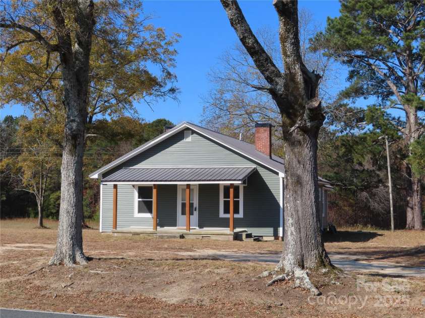 605 Colony Road, Chester, SC 29706.  MLS# CAR4324684, YatesRealty ID 1118. 