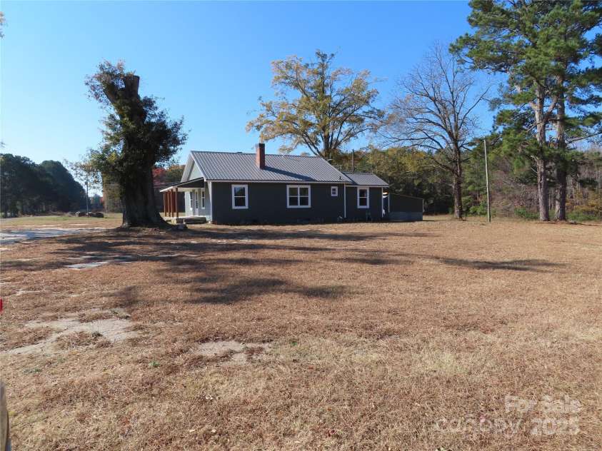 605 Colony Road, Chester, SC 29706.  MLS# CAR4324684, YatesRealty ID 1118. 