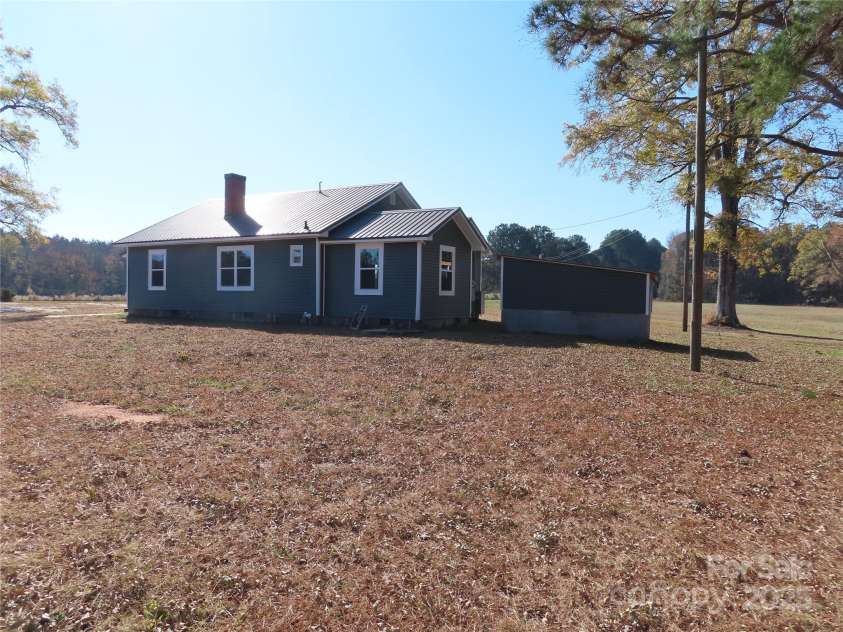 605 Colony Road, Chester, SC 29706.  MLS# CAR4324684, YatesRealty ID 1118. 