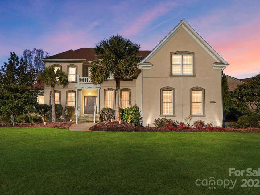 701 Wild Berry Court, Waxhaw, NC 28173.  MLS# CAR4330920, YatesRealty ID 11180. 