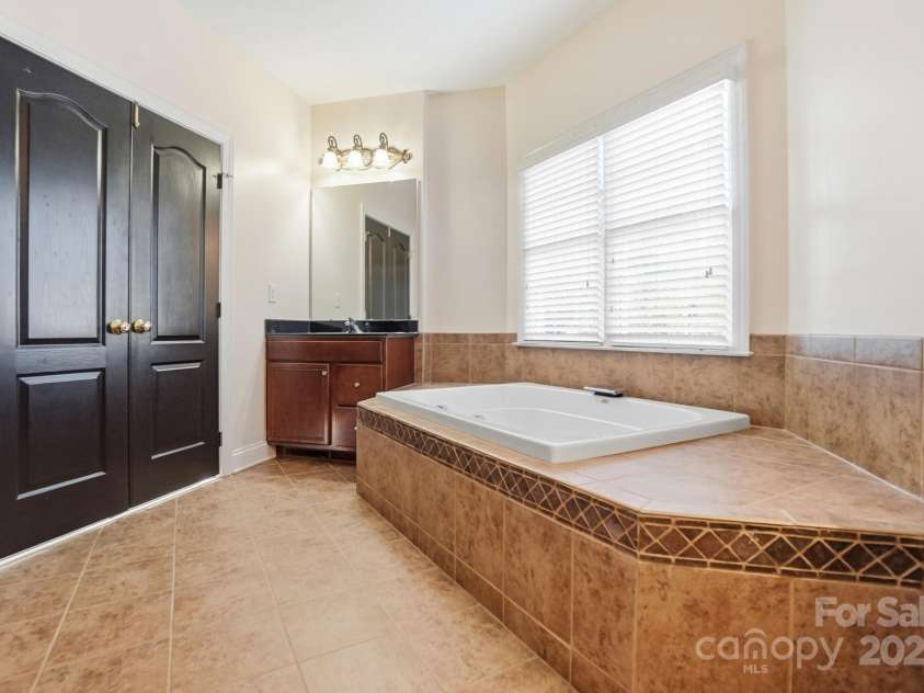 701 Wild Berry Court, Waxhaw, NC 28173.  MLS# CAR4330920, YatesRealty ID 11180. Primary