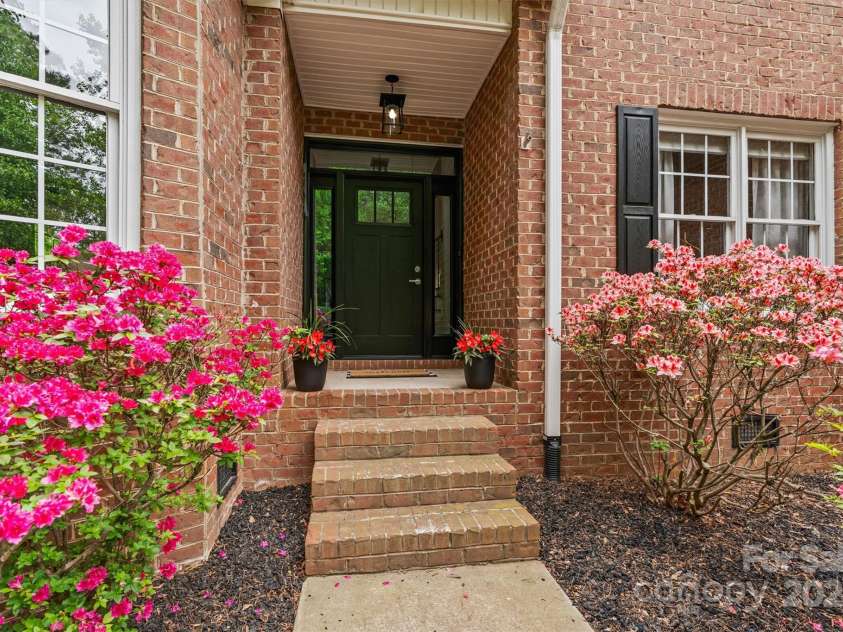 8032 Turnberry Lane, Stanley, NC 28164.  MLS# CAR4250086, YatesRealty ID 11180. 