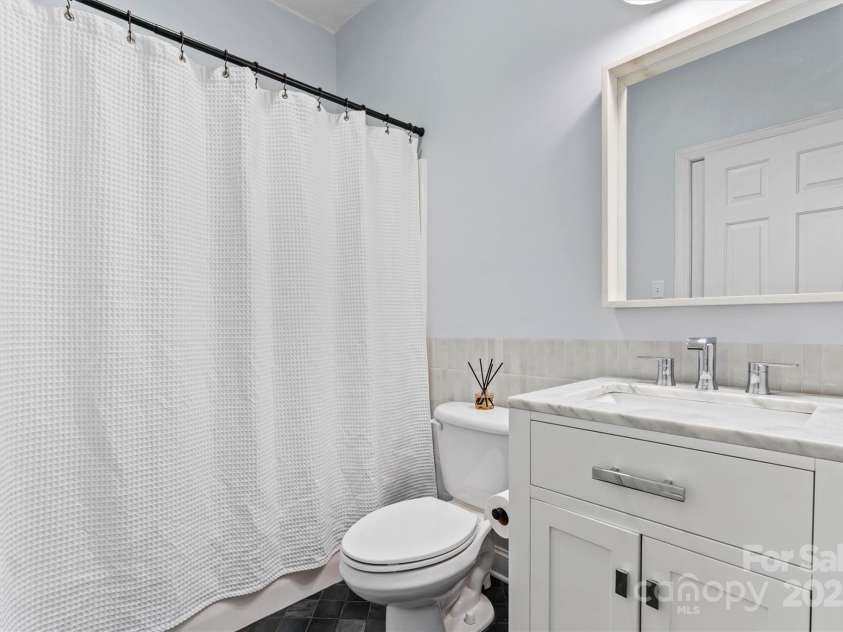 8032 Turnberry Lane, Stanley, NC 28164.  MLS# CAR4250086, YatesRealty ID 11180. Full bath on main floor