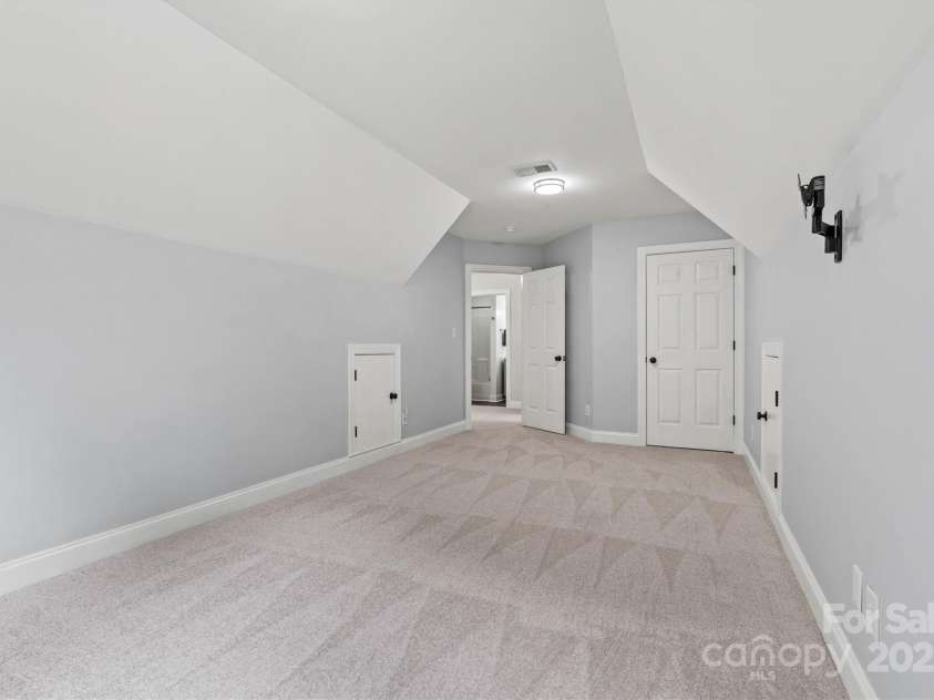 8032 Turnberry Lane, Stanley, NC 28164.  MLS# CAR4250086, YatesRealty ID 11180. Upstairs bonus/bedroom 5