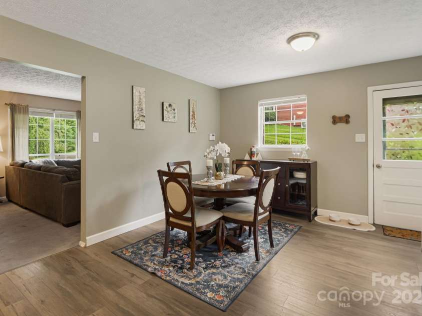 102 Aycock Street, Black Mountain, NC 28711.  MLS# CAR4291780, YatesRealty ID 11181. 