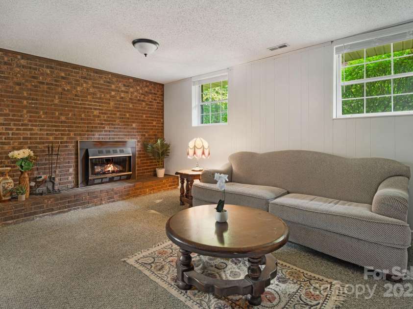 102 Aycock Street, Black Mountain, NC 28711.  MLS# CAR4291780, YatesRealty ID 11181. 