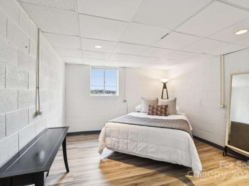 64 Alexander Road, Weaverville, NC 28787.  MLS# CAR4252153, YatesRealty ID 11181. 2nd Bonus Room in basement