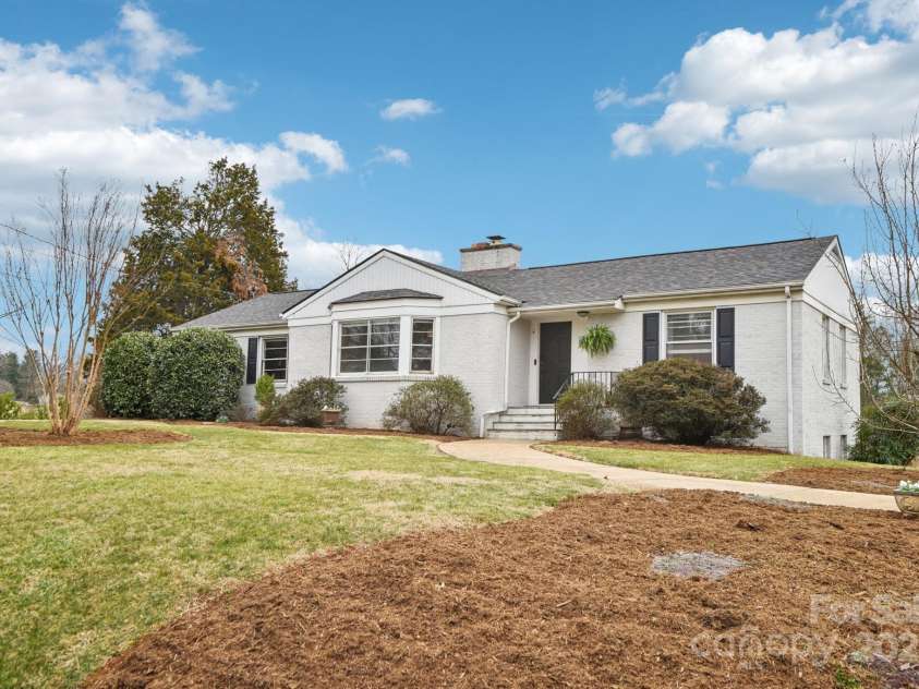 64 Alexander Road, Weaverville, NC 28787.  MLS# CAR4252153, YatesRealty ID 11181. Front of house