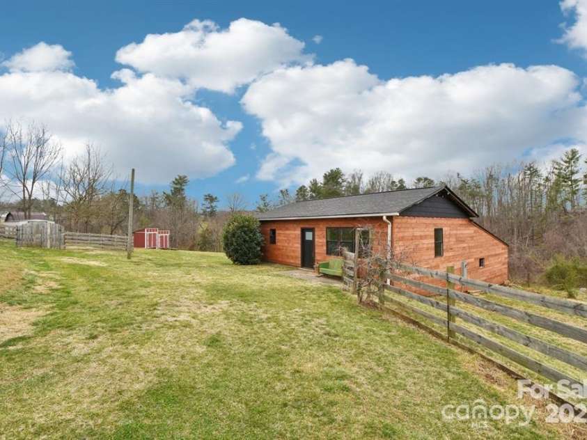 64 Alexander Road, Weaverville, NC 28787.  MLS# CAR4252153, YatesRealty ID 11181. Front view of ADU