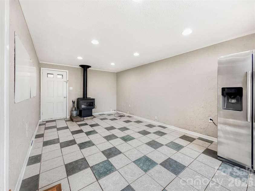 606 Park Avenue, Morganton, NC 28655.  MLS# CAR4354236, YatesRealty ID 11183. 