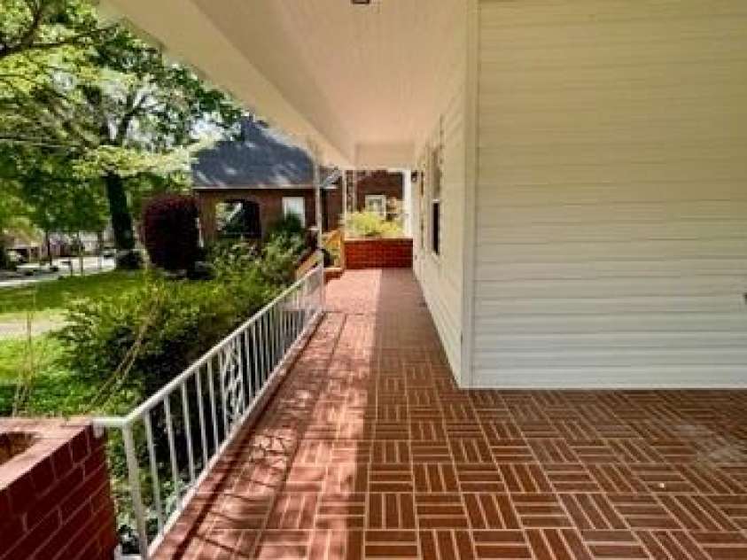 455 Spring Street, Albemarle, NC 28001.  MLS# CAR4331413, YatesRealty ID 11184. 