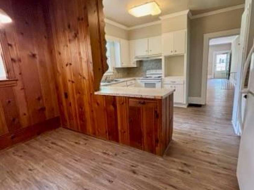 455 Spring Street, Albemarle, NC 28001.  MLS# CAR4331413, YatesRealty ID 11184. 