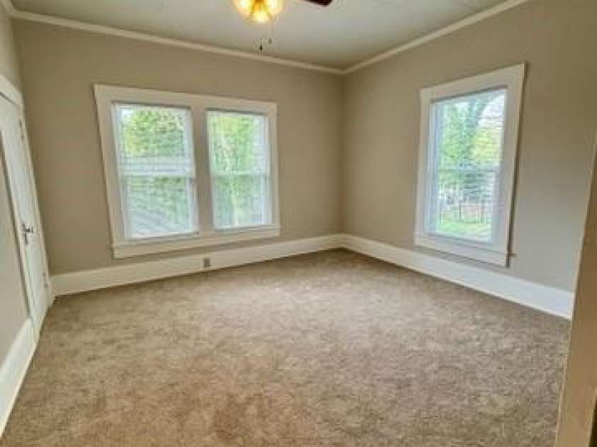 455 Spring Street, Albemarle, NC 28001.  MLS# CAR4331413, YatesRealty ID 11184. 