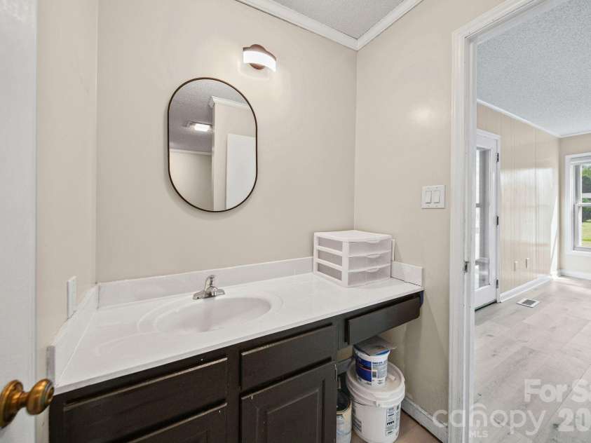 235 Spring Estates Circle, Salisbury, NC 28146.  MLS# CAR4360389, YatesRealty ID 11185. Primary Bath