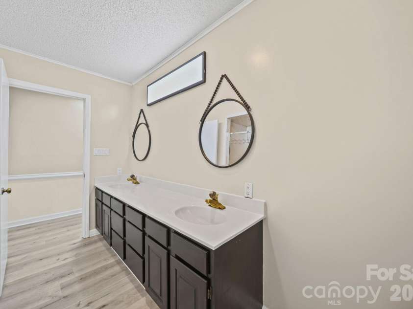 235 Spring Estates Circle, Salisbury, NC 28146.  MLS# CAR4360389, YatesRealty ID 11185. Secondary Bath