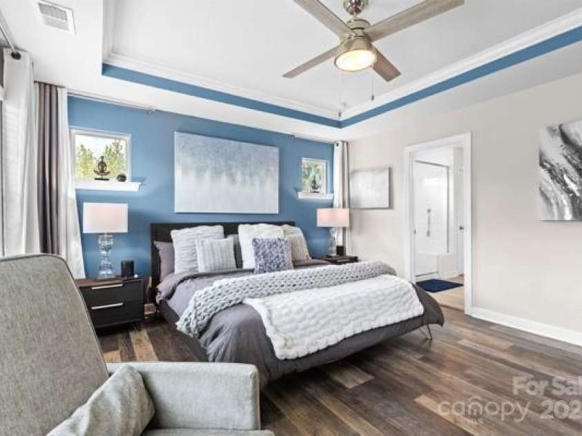 5860 Clan Maclaine Drive, Charlotte, NC 28278.  MLS# CAR4282023, YatesRealty ID 11185. 