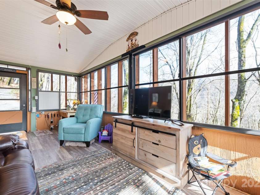 228 Mountain Laurel Road, Maggie Valley, NC 28751.  MLS# CAR4221935, YatesRealty ID 11186. 