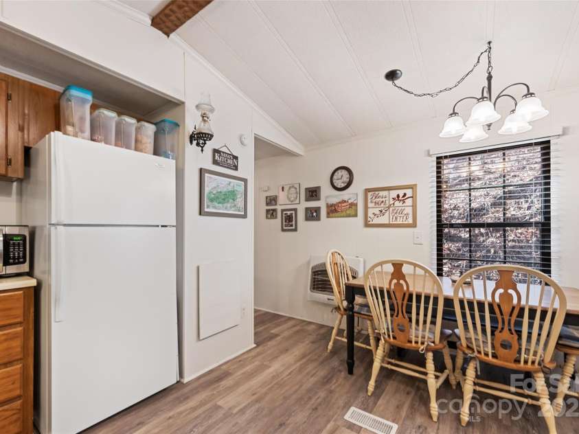 228 Mountain Laurel Road, Maggie Valley, NC 28751.  MLS# CAR4221935, YatesRealty ID 11186. 