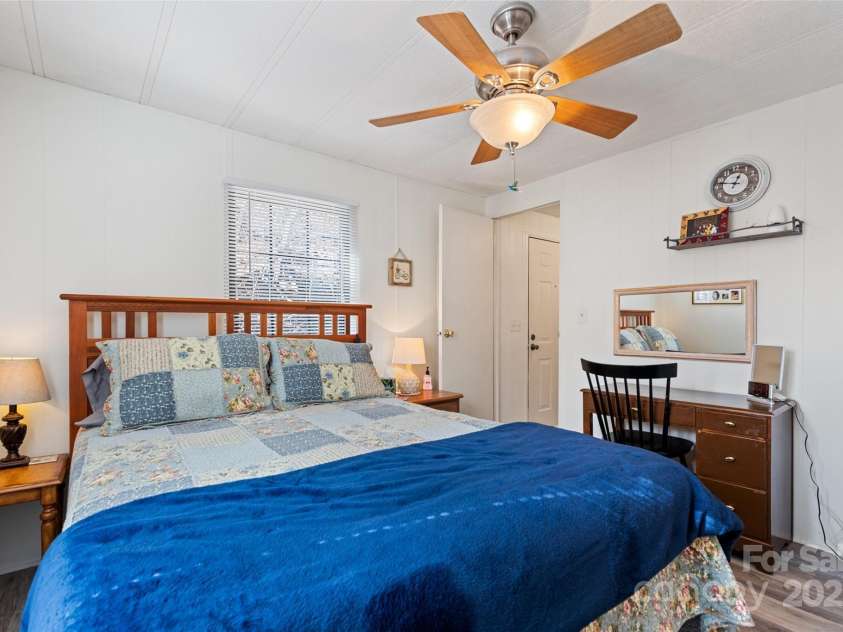 228 Mountain Laurel Road, Maggie Valley, NC 28751.  MLS# CAR4221935, YatesRealty ID 11186. 