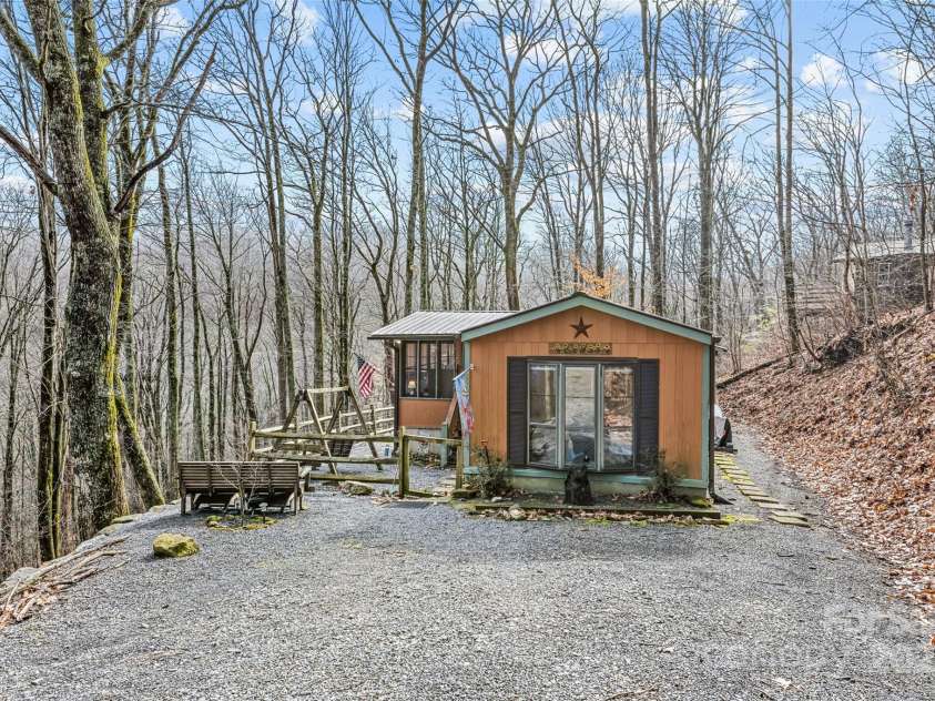 228 Mountain Laurel Road, Maggie Valley, NC 28751.  MLS# CAR4221935, YatesRealty ID 11186. 