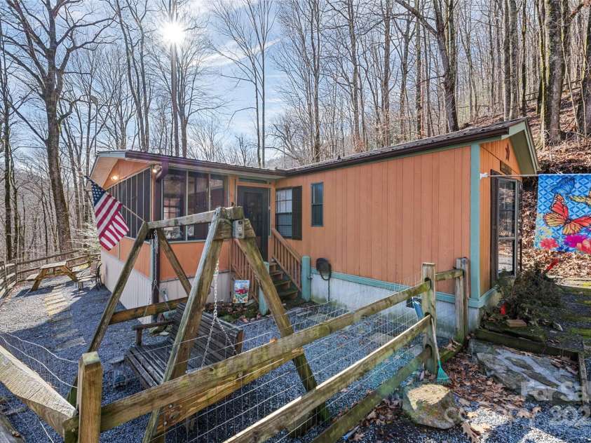 228 Mountain Laurel Road, Maggie Valley, NC 28751.  MLS# CAR4221935, YatesRealty ID 11186. 