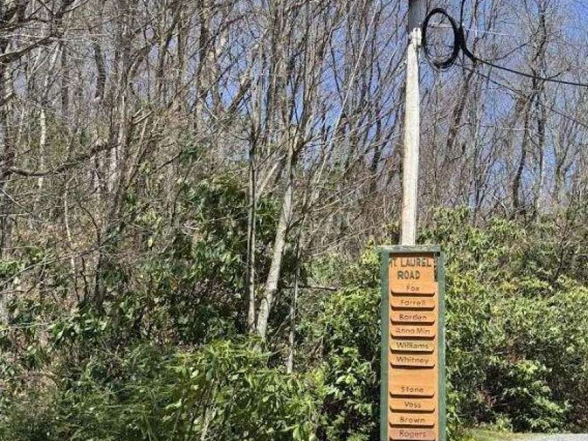 228 Mountain Laurel Road, Maggie Valley, NC 28751.  MLS# CAR4221935, YatesRealty ID 11186. 