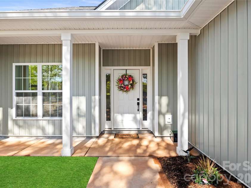 521 Cedar Street, Troutman, NC 28166.  MLS# CAR4367893, YatesRealty ID 11187. 