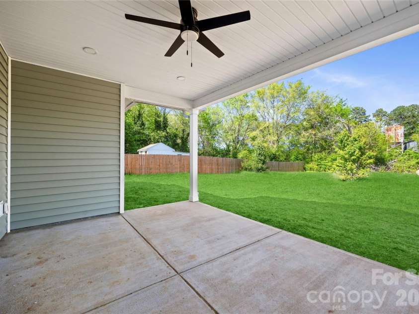 521 Cedar Street, Troutman, NC 28166.  MLS# CAR4367893, YatesRealty ID 11187. 