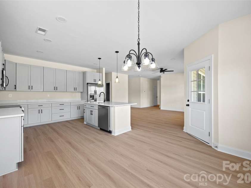 521 Cedar Street, Troutman, NC 28166.  MLS# CAR4367893, YatesRealty ID 11187. 