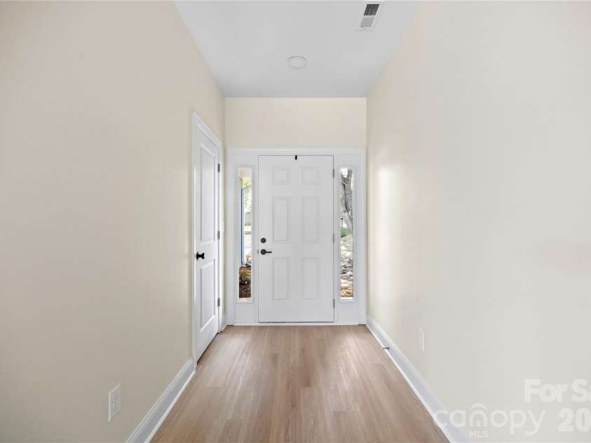 521 Cedar Street, Troutman, NC 28166.  MLS# CAR4367893, YatesRealty ID 11187. 