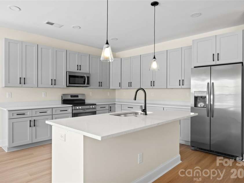 521 Cedar Street, Troutman, NC 28166.  MLS# CAR4367893, YatesRealty ID 11187. 