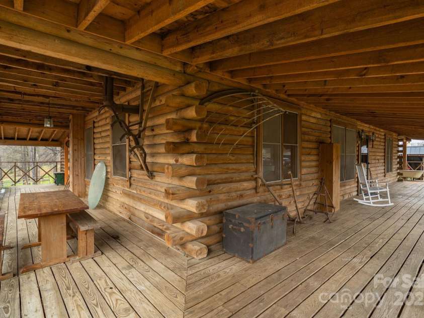 723 Hill Everhart Road, Lexington, NC 27295.  MLS# CAR4237112, YatesRealty ID 11188. 