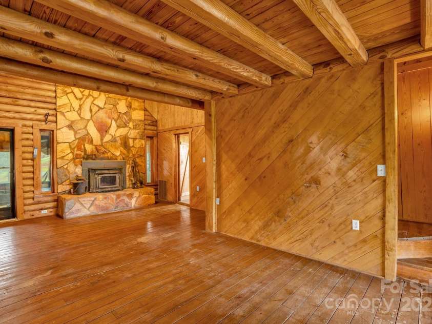 723 Hill Everhart Road, Lexington, NC 27295.  MLS# CAR4237112, YatesRealty ID 11188. 